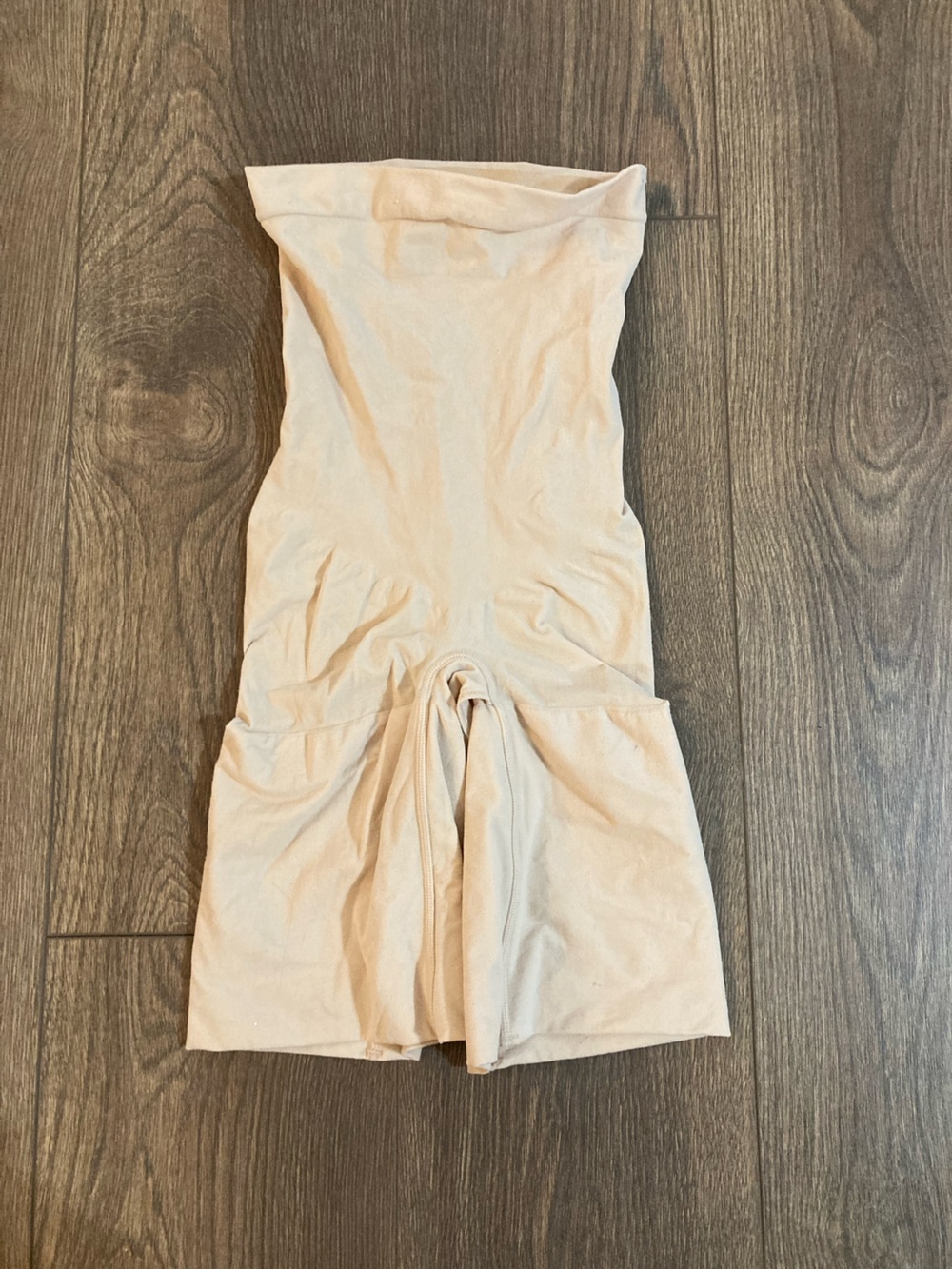 Spanx Beige  Mid-Thigh Shapewear Shorts Size Small